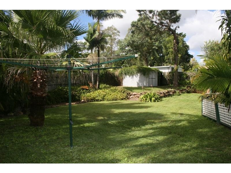 6 Bushland Drive, Regents Park QLD 4118