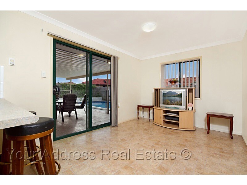 22 Paddies Crescent, Crestmead QLD 4132