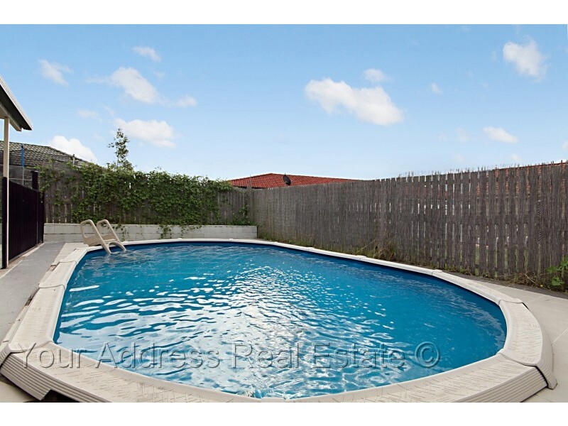 22 Paddies Crescent, Crestmead QLD 4132