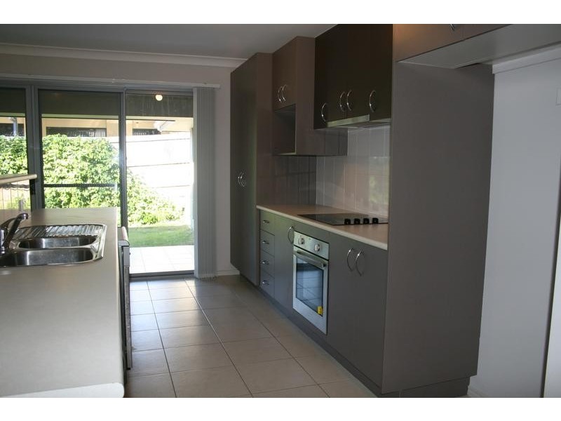 32 Jeff Collins Drive, Bellbird Park QLD 4300