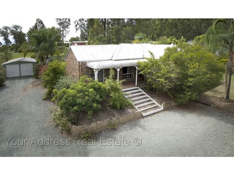 33 Michelle Drive, Cedar Grove QLD 4285