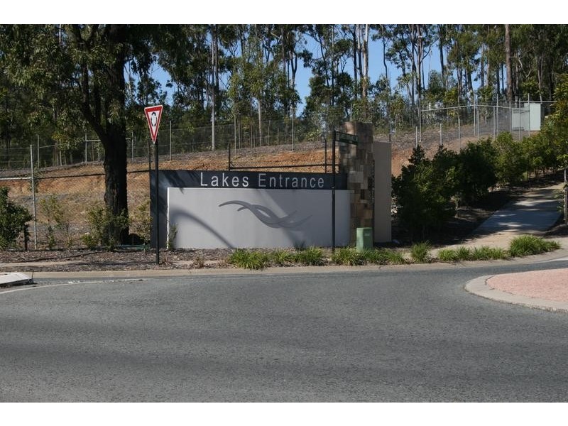 15 Riverside Crescent, Springfield Lakes QLD 4300