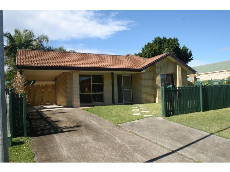 6 Ibrox Court, Regents Park QLD 4118