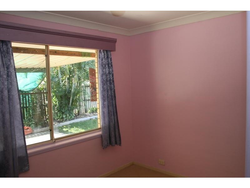 6 Ibrox Court, Regents Park QLD 4118