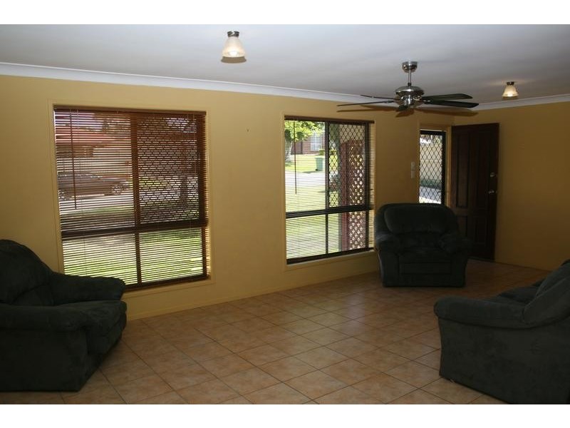 7 Dampier Court, Boronia Heights QLD 4124