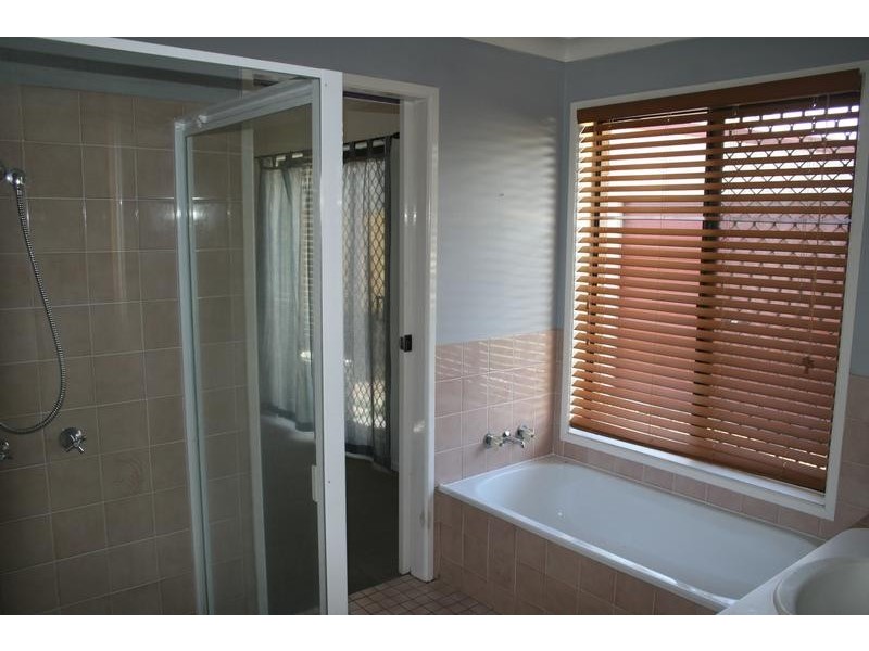 7 Dampier Court, Boronia Heights QLD 4124