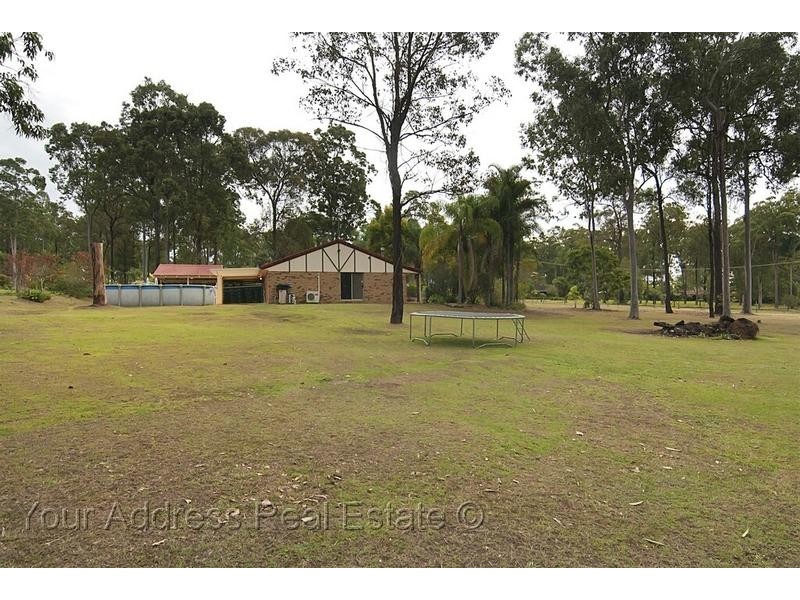2 Lee Court, Greenbank QLD 4124
