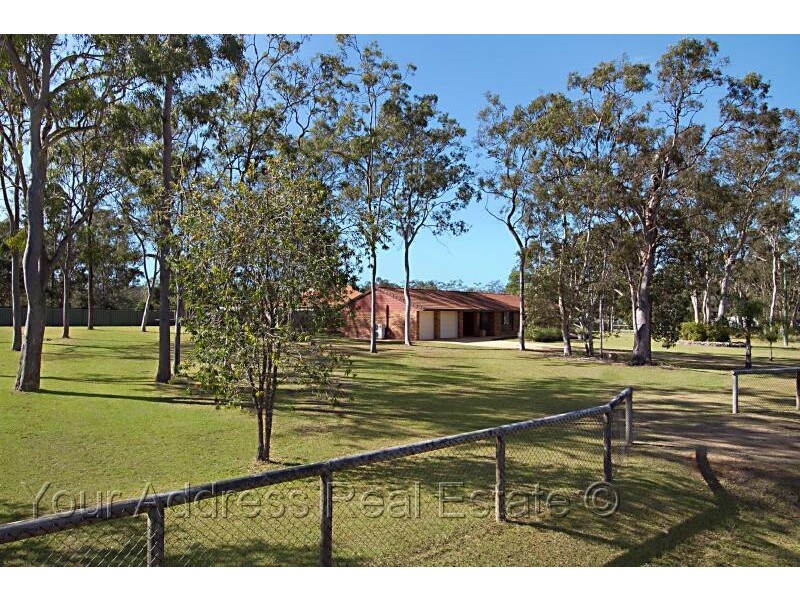 95 Merluna Road, Park Ridge South QLD 4125
