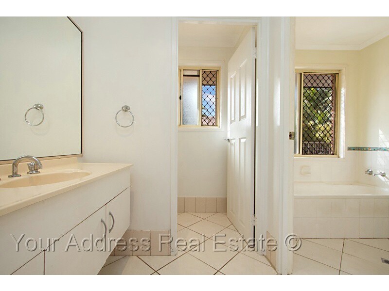 38 Colisa Crescent, Regents Park QLD 4118