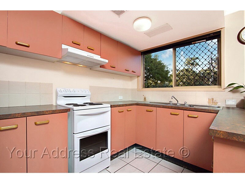 5/6 Peverell Street, Hillcrest QLD 4118