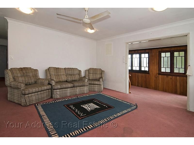 77 Fourth Avenue, Marsden QLD 4132