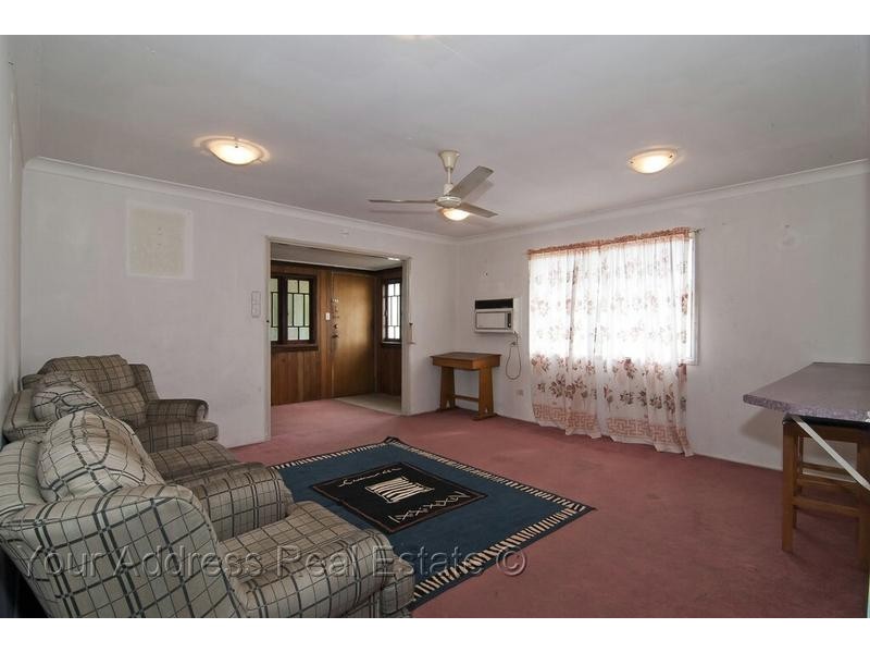 77 Fourth Avenue, Marsden QLD 4132