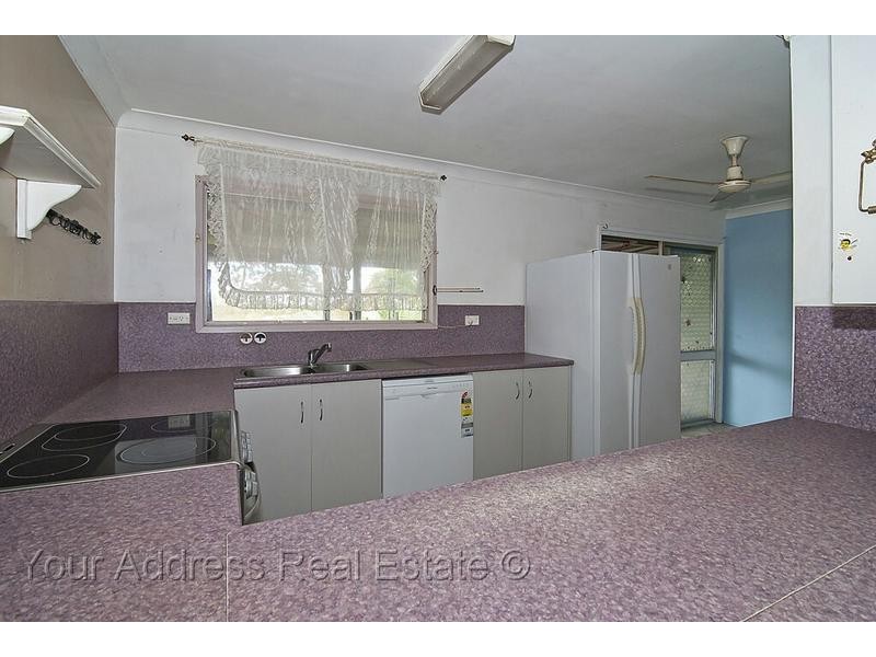77 Fourth Avenue, Marsden QLD 4132