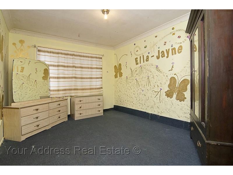 77 Fourth Avenue, Marsden QLD 4132