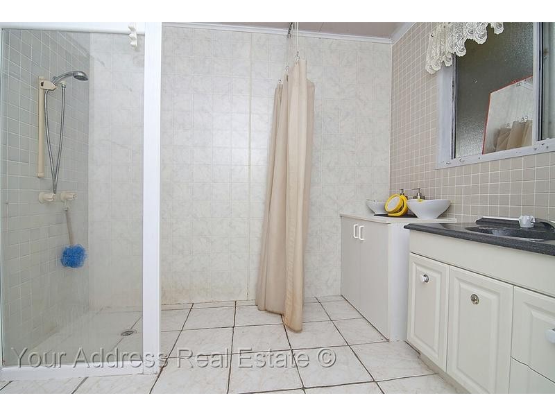 77 Fourth Avenue, Marsden QLD 4132