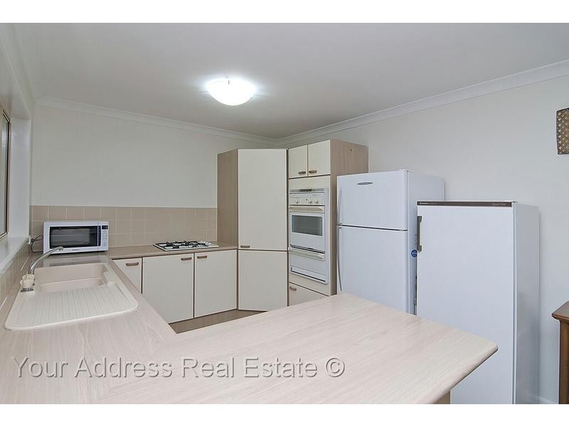 16 Rowena Court, Boronia Heights QLD 4124