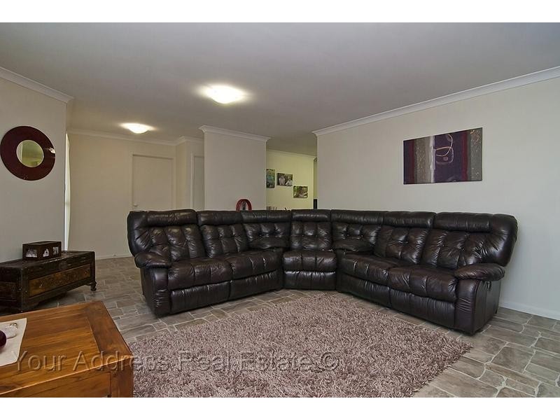 16 Rowena Court, Boronia Heights QLD 4124