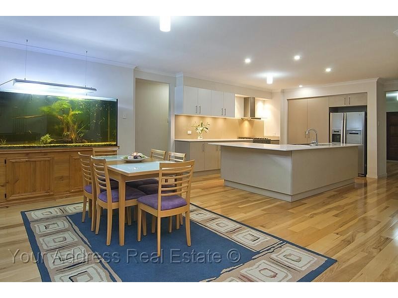 27 Scribbly Gum Court, New Beith QLD 4124