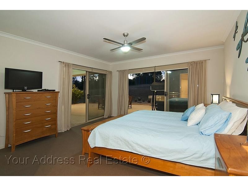 27 Scribbly Gum Court, New Beith QLD 4124