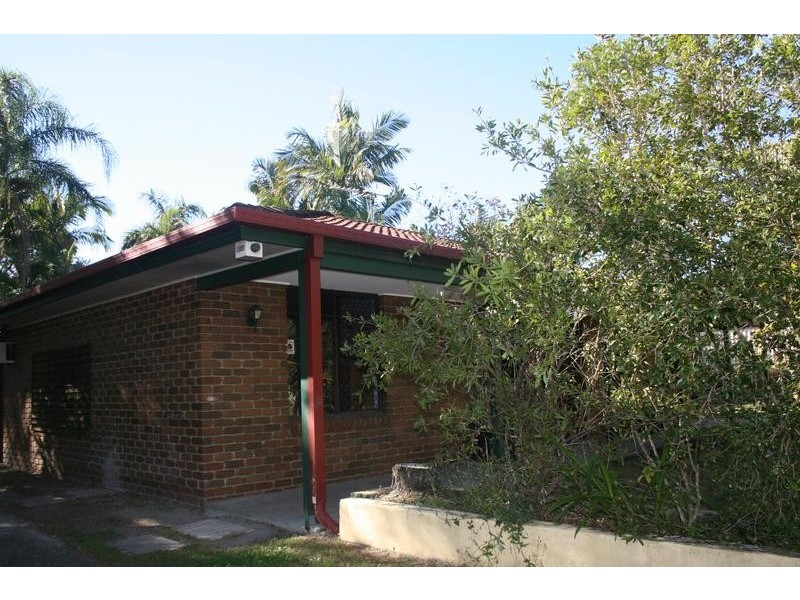 5 Regency Drive, Regents Park QLD 4118