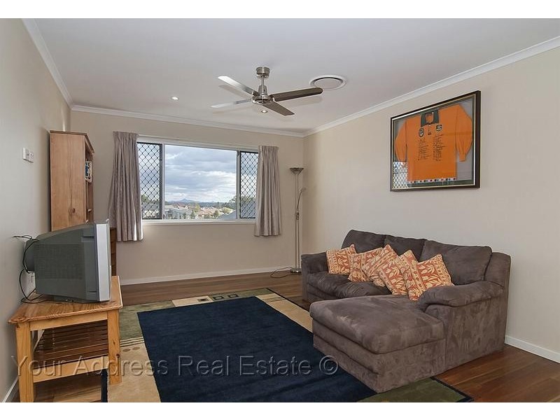 4 Bindarri Close, Waterford QLD 4133
