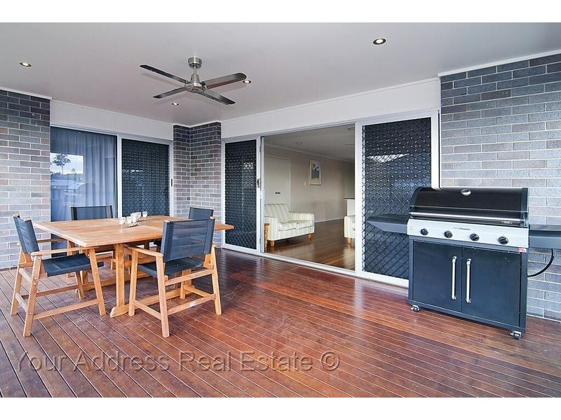 4 Bindarri Close, Waterford QLD 4133