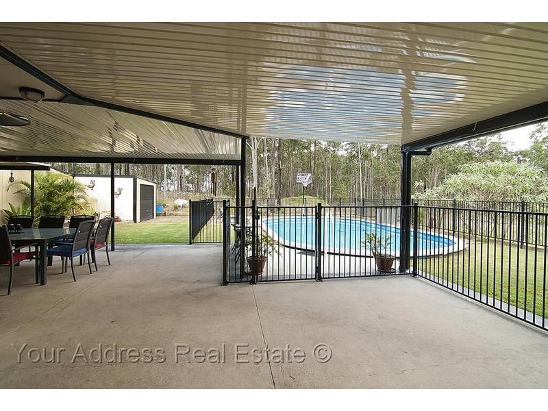 2 Jabiru Avenue, Greenbank QLD 4124