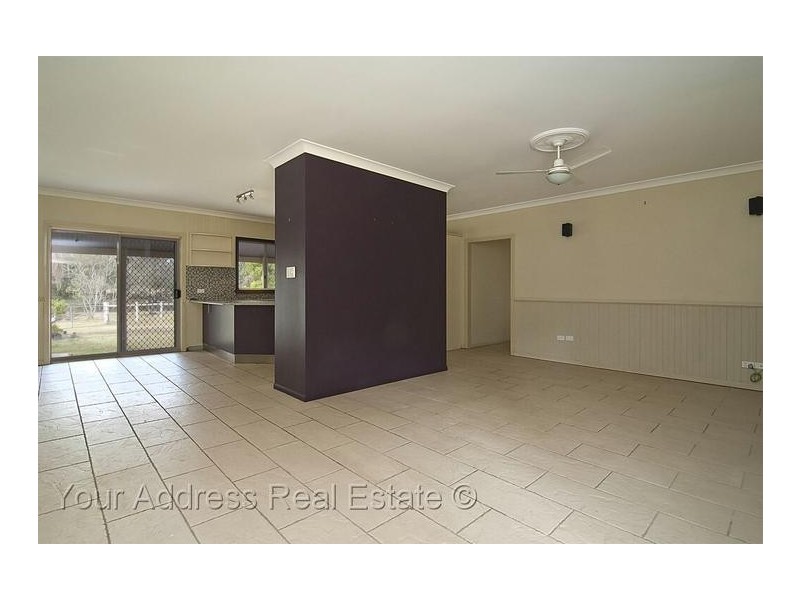 82 Sylvan Road, Park Ridge South QLD 4125