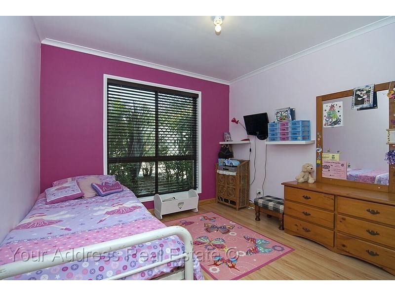 77 Julie Street, Crestmead QLD 4132