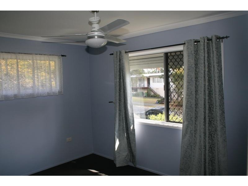 2 Winifred Street, Kingston QLD 4114