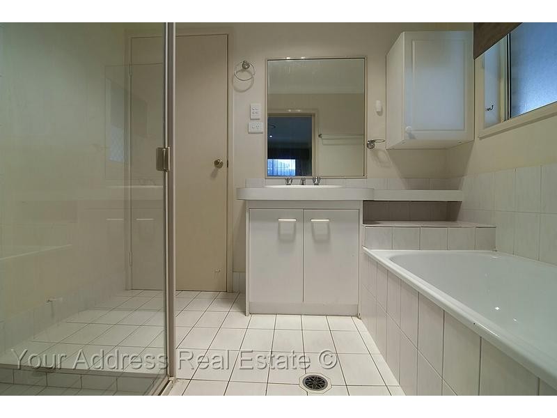 Boronia Heights QLD 4124