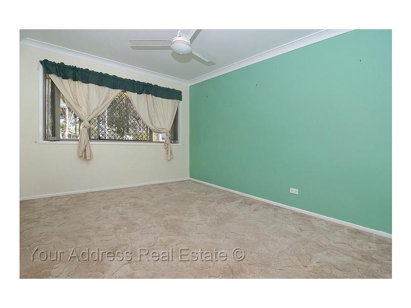 15 Merluna Road, Park Ridge South QLD 4125