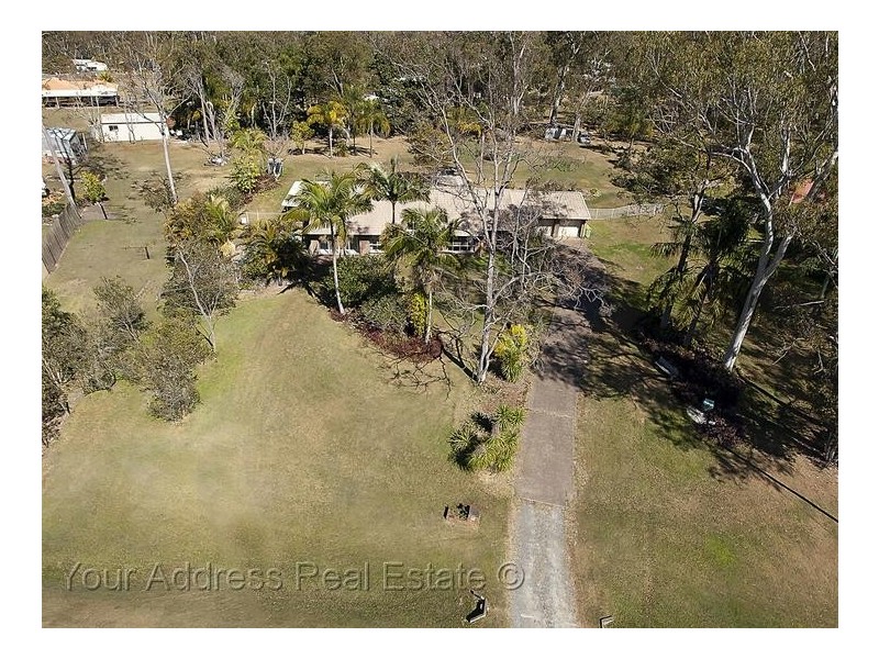 15 Merluna Road, Park Ridge South QLD 4125