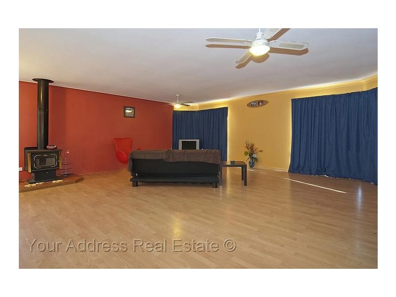 61 Tovey Road, Boronia Heights QLD 4124