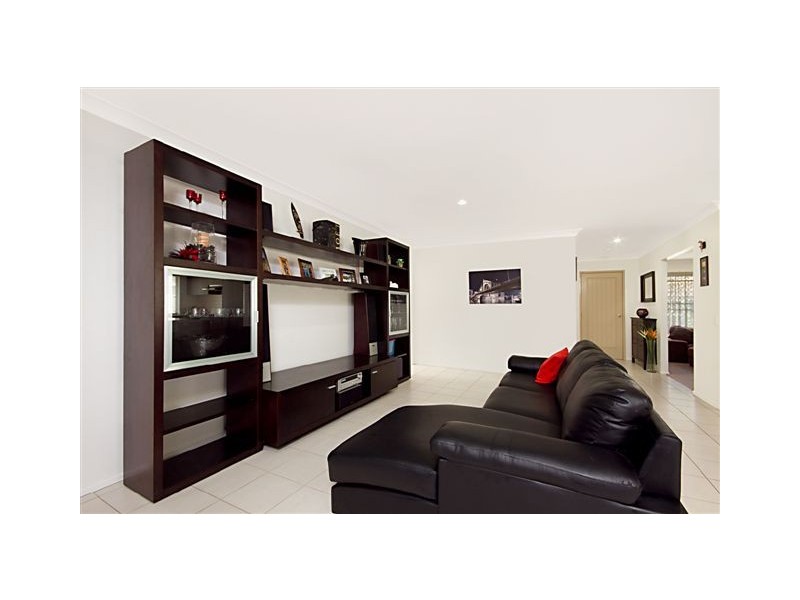 11 Weir Close, Berrinba QLD 4117