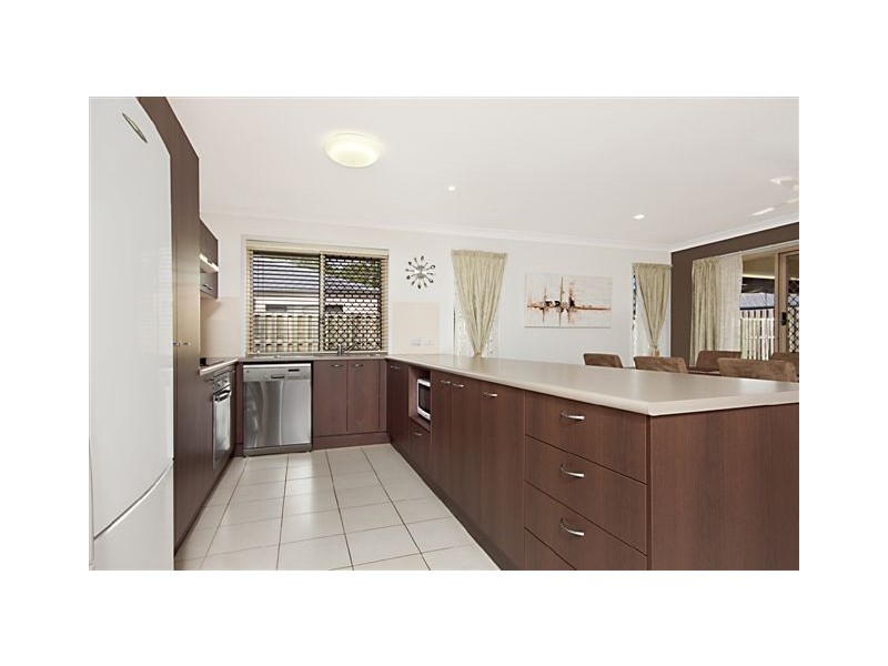 11 Weir Close, Berrinba QLD 4117