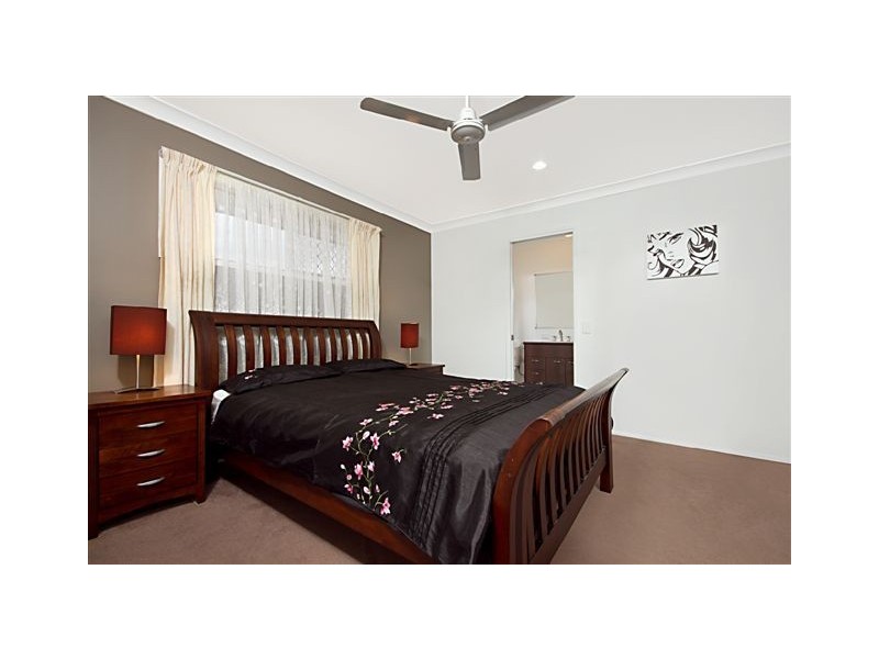 11 Weir Close, Berrinba QLD 4117