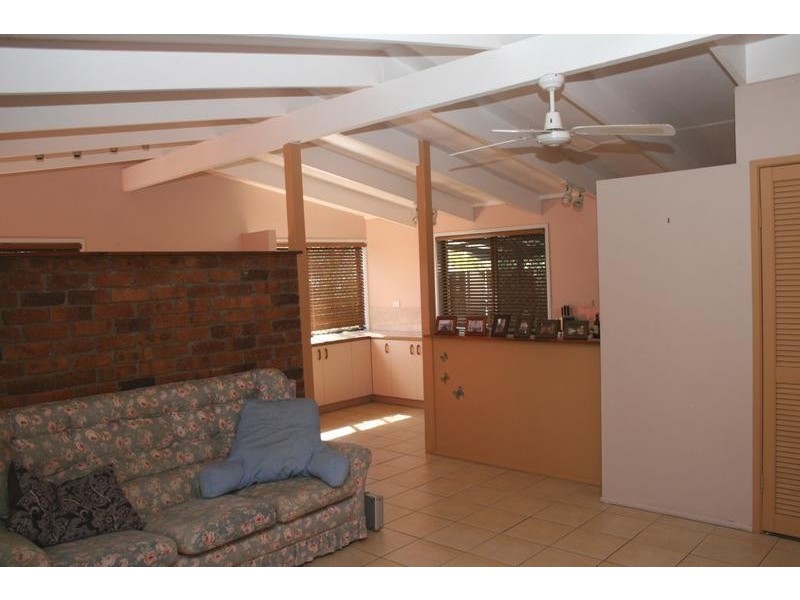 23 Vansittart Road, Regents Park QLD 4118