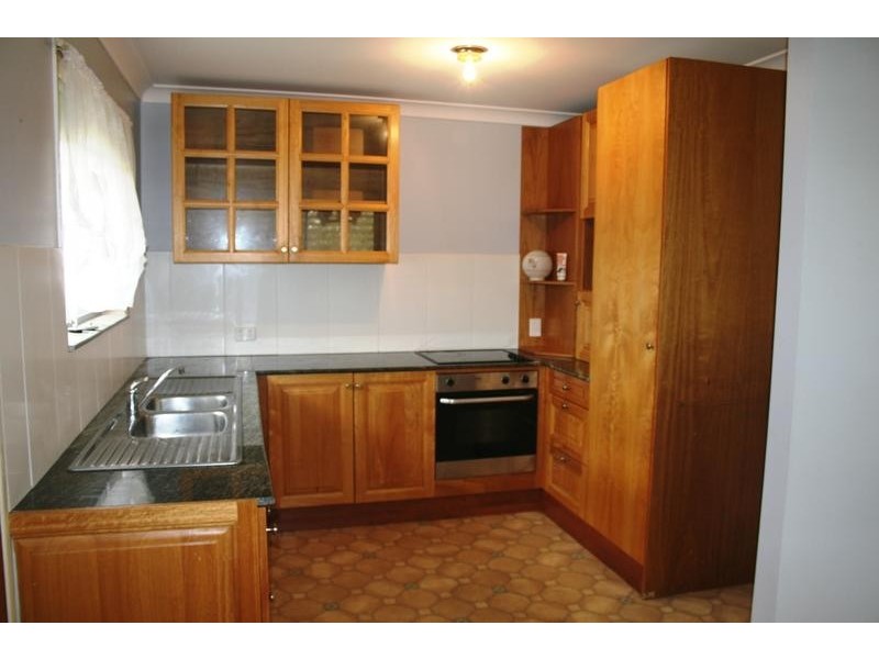 04 Fynes, Hillcrest QLD 4118