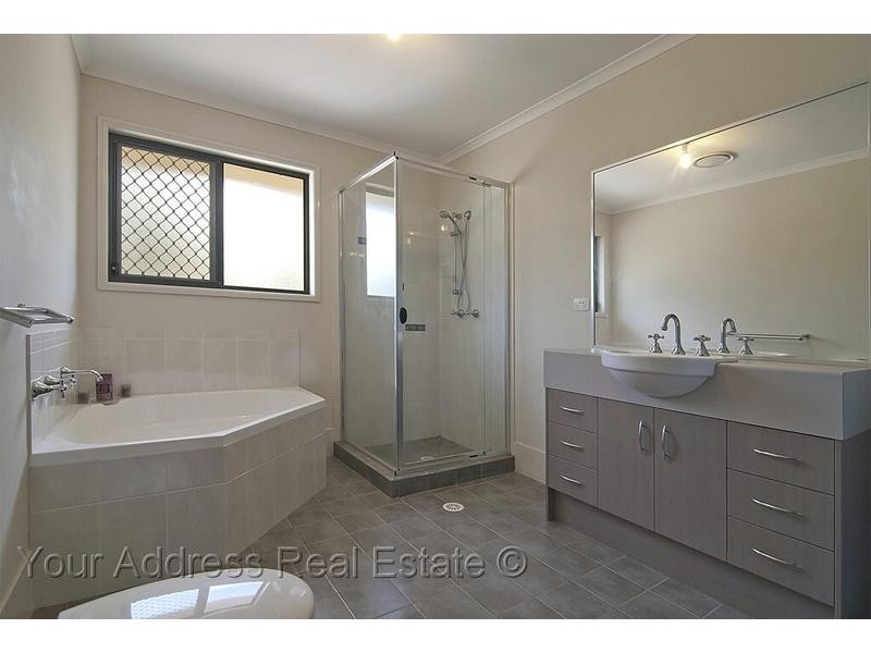8-10 Goldfinch Court, Greenbank QLD 4124