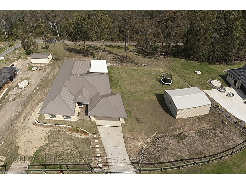 8-10 Goldfinch Court, Greenbank QLD 4124