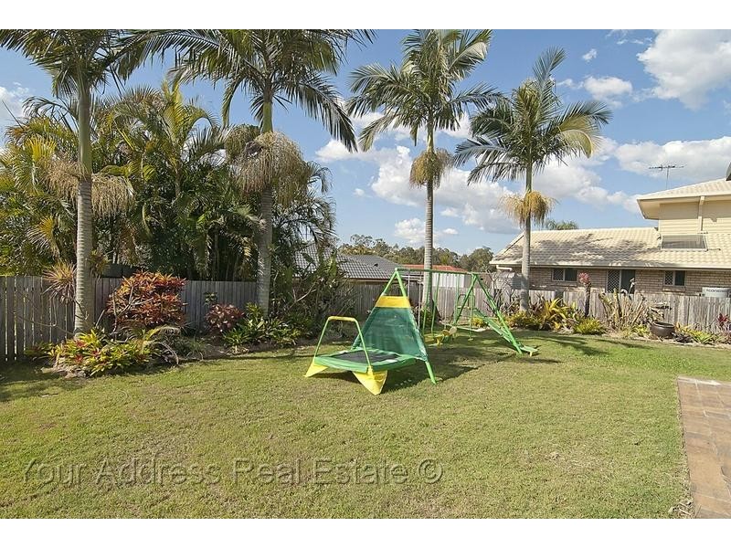 24 Bottlebrush Drive, Regents Park QLD 4118