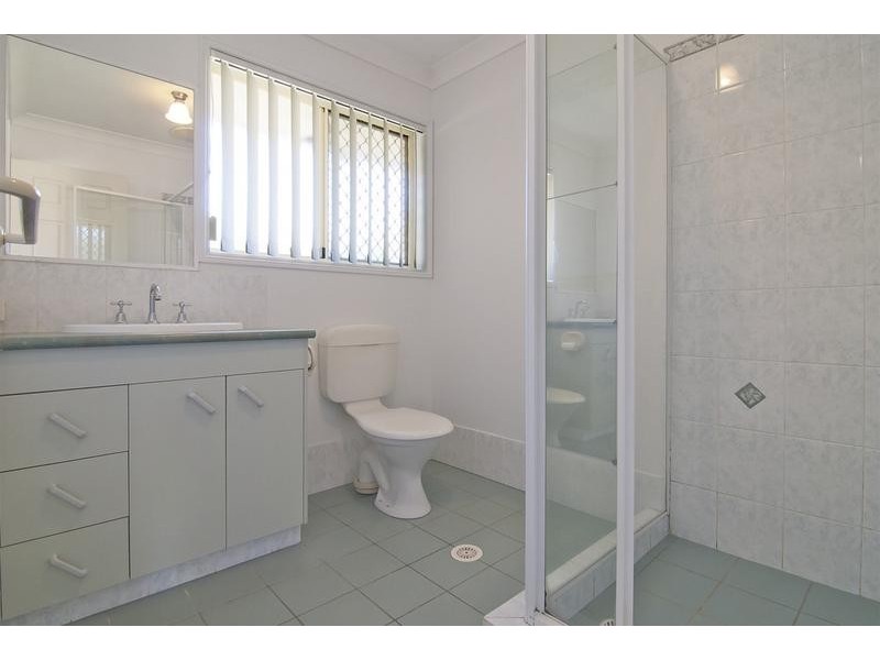 70 Glenfield Street, Parkinson QLD 4115