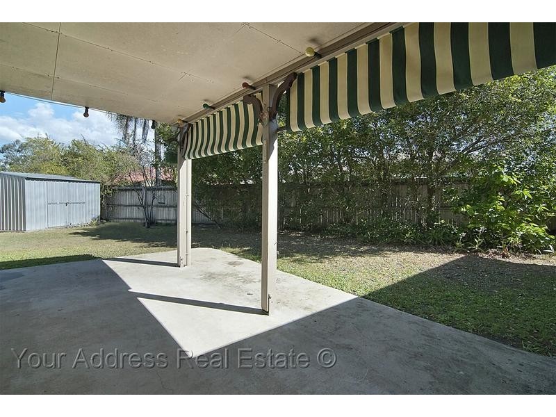 6 Folium Court, Regents Park QLD 4118