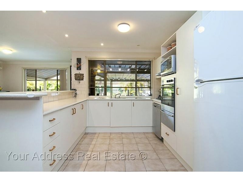 182 Carter Road, Munruben QLD 4125