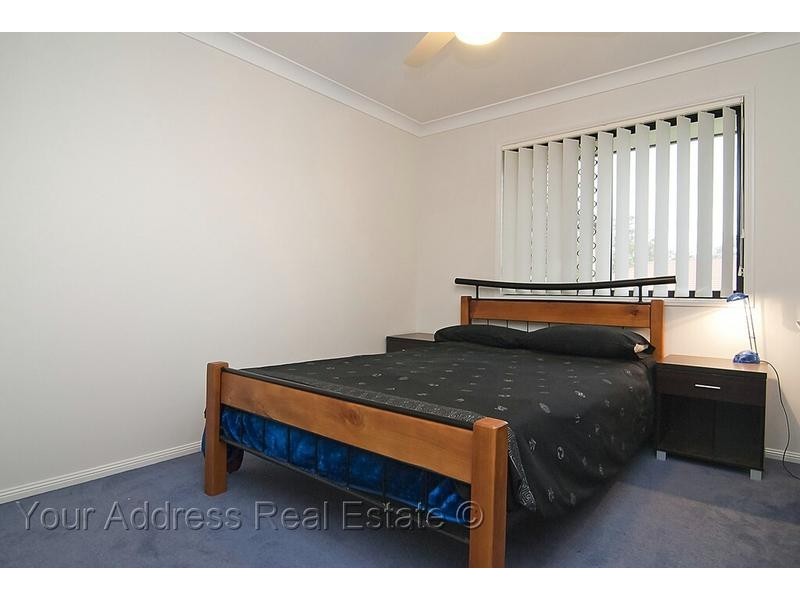 1 Zoe Place, Hillcrest QLD 4118