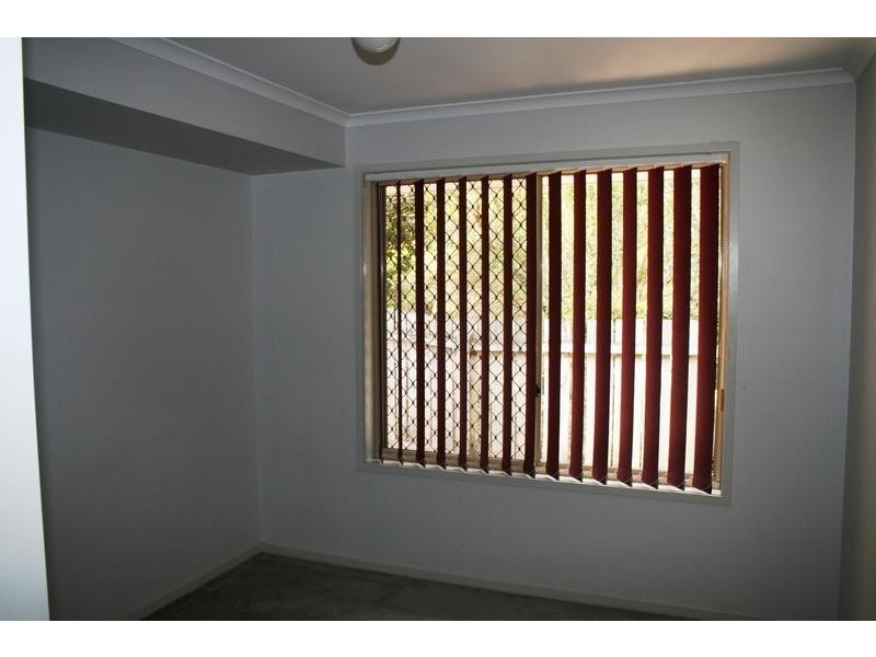 1 Watkinsia Court, Regents Park QLD 4118