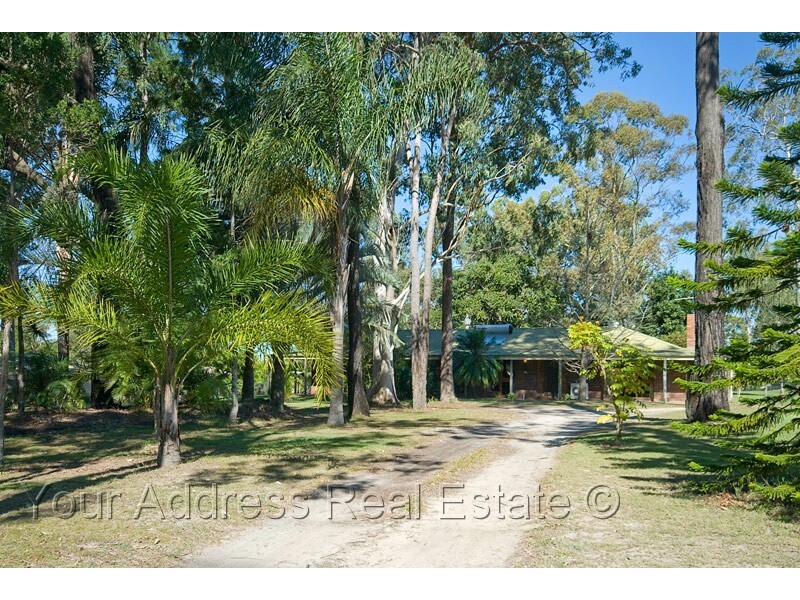 85 Crest Road, Greenbank QLD 4124