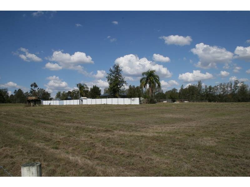 23 Rosina Road, North Maclean QLD 4280