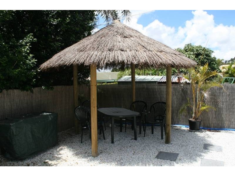 81 Middle Road, Hillcrest QLD 4118